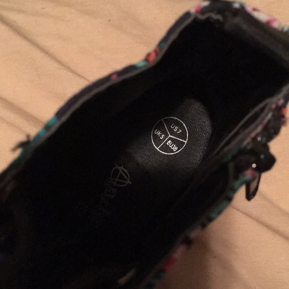 TUK/Anarchic Navy Floral Combat Boots - Picture 6 of 7